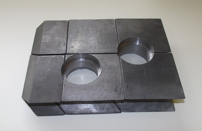 Peça de Chumbo Usinada com Encaixe Especial